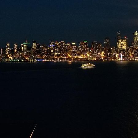 180 Degree, Unobstructed Bluff View! Appartement Seattle Buitenkant foto